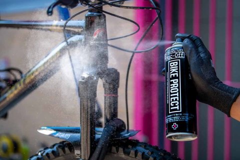 MUC-OFF ŚRODEK OCHRONNY NA RAMĘ Bike Protect 500ml