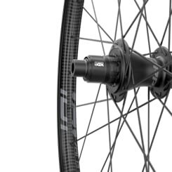 00.1918.652.001 - ZIPP AMWH 101X TLDBCL 7R XDR12X142 STD NTWA1