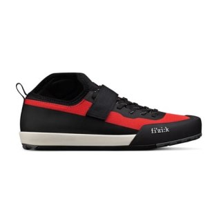 FIZIK BUTY GRAVITA TENSOR FLAT RED - BLACK (GRX6TTF1C3010)