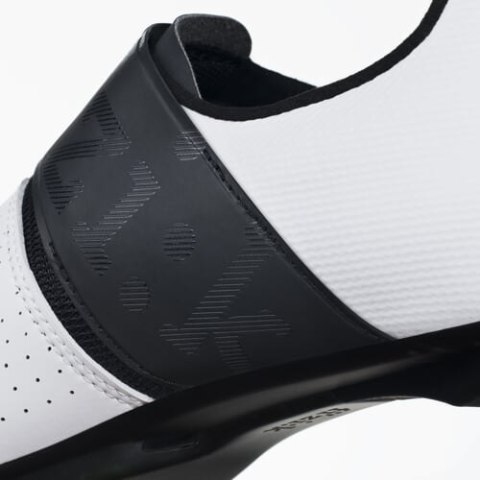 FIZIK BUTY VENTO INFINITO CARBON 2 WHITE - BLACK (VER2IXR1C2010)