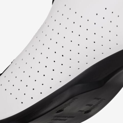 FIZIK BUTY VENTO OMNA WHITE - BLACK (VER5BPR1K2010)