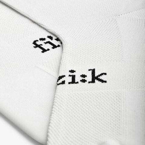 FIZIK SKARPETY PERFORMANCE WHITE (FZKSOCKSRO20)