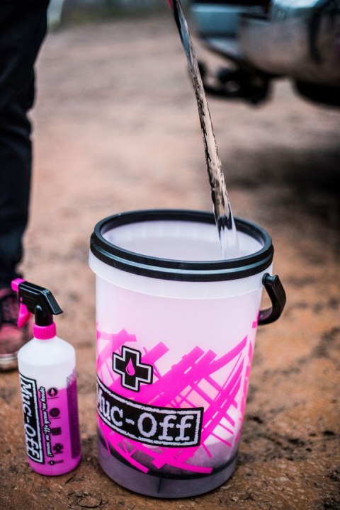 MUC-OFF ZESTAW DO KOMPLEKSOWEJ PIELĘGNACJI ROWERU Deep Clean Bucket Kit Bicycle