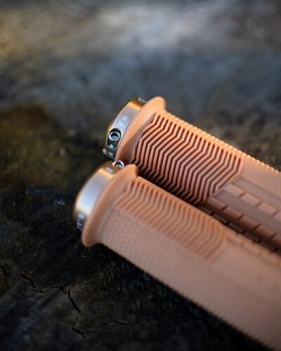 PEATY'S MONARCH GRIPY KNURL THICK GUM (PGM-KNL-THK-GUM-20)