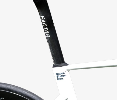 Sztyca FACTOR MONZA, offset 0mm, k. Black