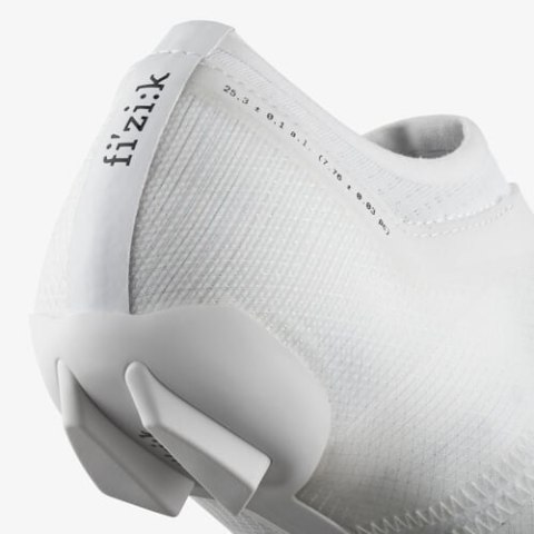 FIZIK BUTY VENTO VEGA CARBON WHITE - WHITE (VER1DMR1C2020)