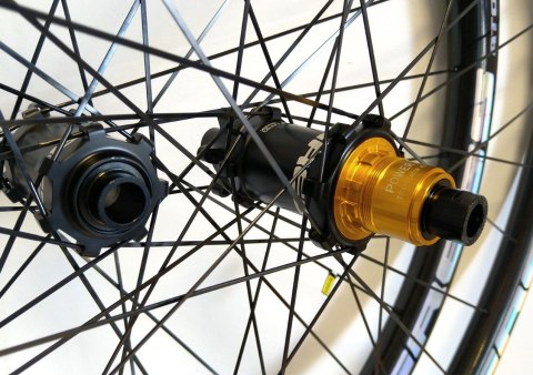 PROGRESS koła AIR DISC ZES 12X100 Y 12X142 ATOM