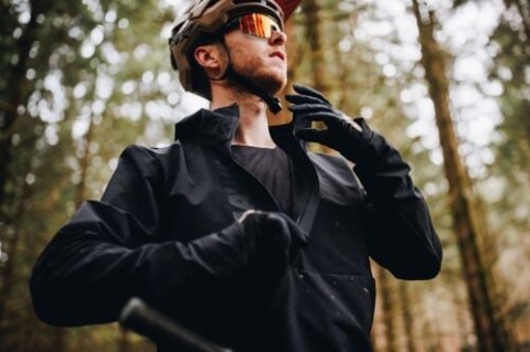 MAVIC KURTKA MĘSKA DEEMAX THERMO WIND HOODIE BLACK (T000655)