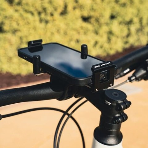 LEZYNE CNC PHONE MOUNT BLACK (1-PH-CNCPHMT-V104)