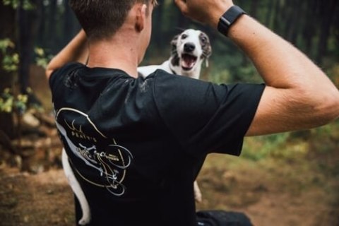 PEATY'S PUBWEAR TRIKO S KRÁTKÝM RUKÁVEM SUPERDOG / BLACK (PPW-25-TEE-SUP-BLK)