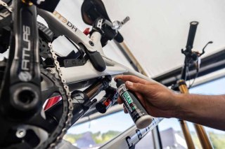 MUC-OFF ŚRODEK DO AMORTYZATORÓW Silky Suspension Serum 100ml