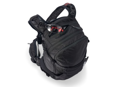 USWE Backpack Shred 25 25 liter black