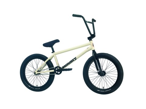 Sunday Soundwave (Young) MY2022 RHD gloss classic white