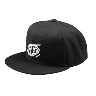 TLD CZAPKA Z DASZKIEM FLAT BILL SNAPBACK BADGE BLACK (788568000)