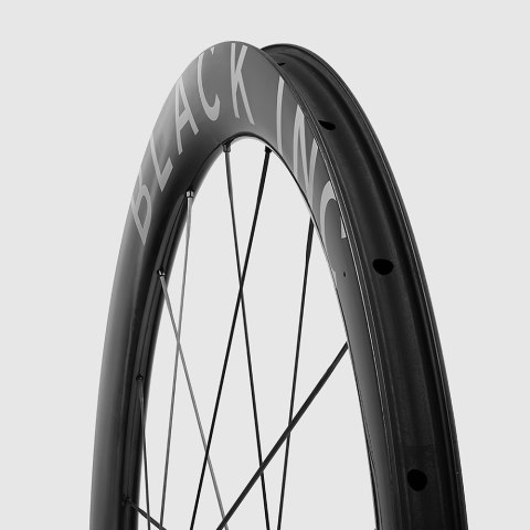 Komplet kół szosowych BLACK INC 48//58 CeramicSpeed bearings Clincher Disc Brake (XDR) wys. stożka przód 48 / tył 58 mm, k. Silv
