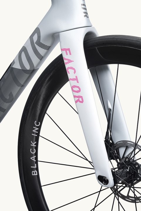 Rama FACTOR MONZA Disc k. Rapha 2026 Edition, r. 52