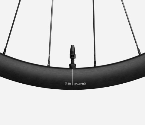 OQUO KOŁA RP35PRO SHIMANO HG TYLNE Black Matt
