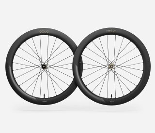 OQUO KOŁA RA57LTD SHIMANO HG SET Black