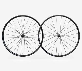 OQUO KOŁA MP30LTD SHIMANO MS SET Matt - Gloss