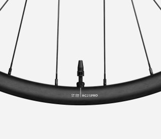 OQUO KOŁA RC25PRO FRONT Black