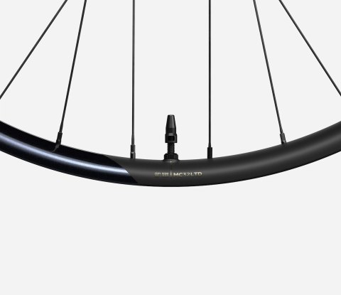 OQUO KOŁA MC32LTD SRAM XD REAR Noctiluca