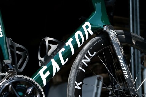 Rama FACTOR (Zestaw Premium) OSTRO V.A.M 2.0 Disc k. Racing Green p, r. 56 1/10