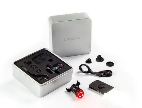 LEZYNE LIGHT ROAD DRIVE 500 LOADED / SADDLE DRIVE 250 REAR (1-LED-44A-V137)