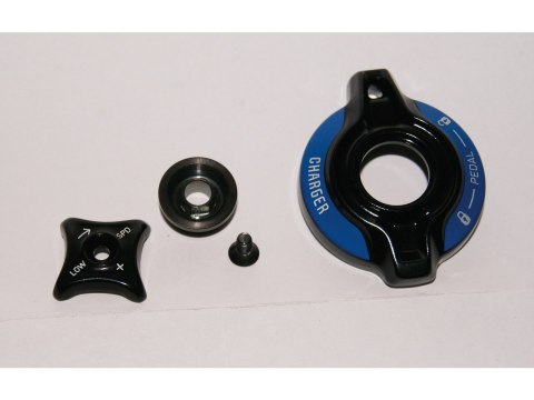 FORK COMPRESSION DAMPER KNOB KIT - CROWN CHARGER RCT3 (INCLUDES KNOB & SCREW) -