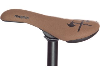Demolition Sattel Axes Embossed Logo slim, braun