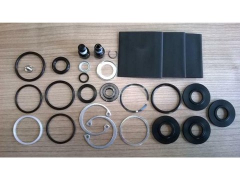 RockShox FORK SERVICE KIT - BOXXER RACE/RC (2010-2016)