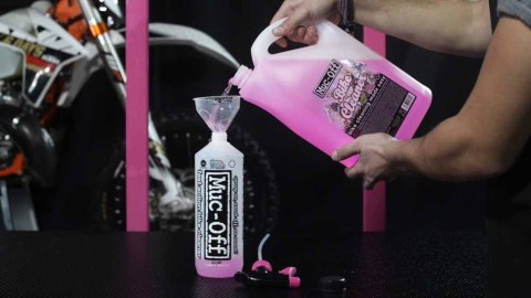 MUC-OFF ŚRODEK DO MYCIA ROWERU Nano Tech Bike Cleaner 5L